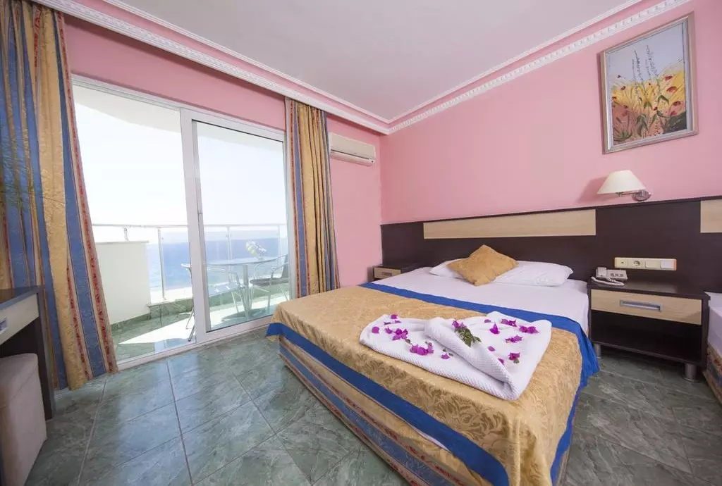 first class_hotel_alanya_shabavizparvaz_09.jpg